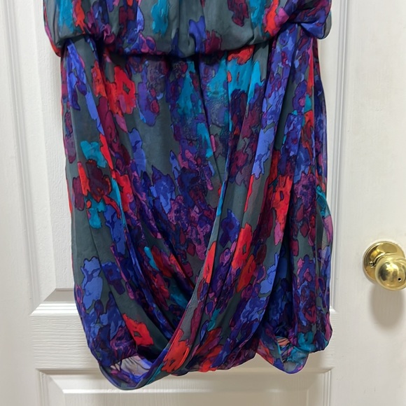 Tibi Silk Beauty in size 6 - Picture 4 of 5